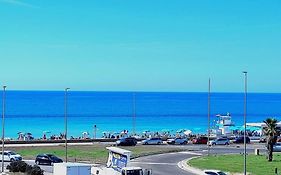 Al Curvone Beach